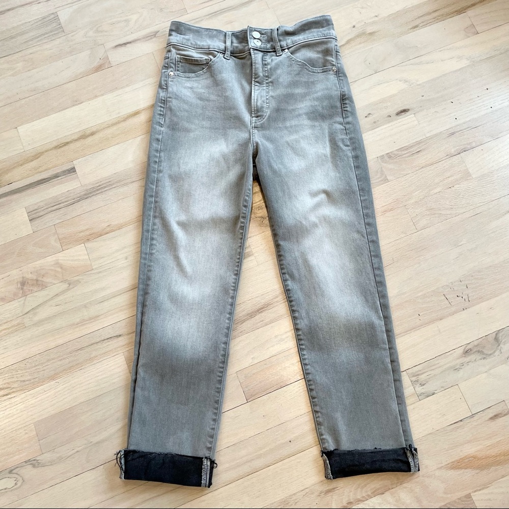 Express Super High Rise Jeans - Picture 5 of 14